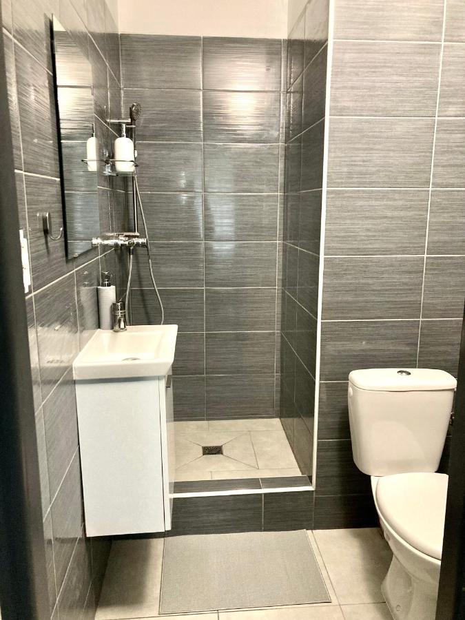 City Apartment Štúrovo Bagian luar foto