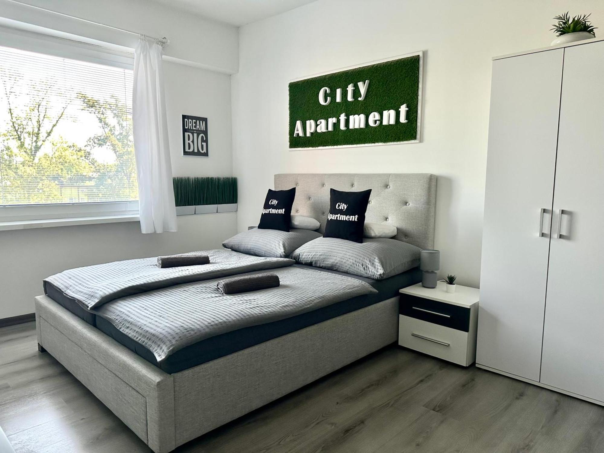 City Apartment Štúrovo Bagian luar foto