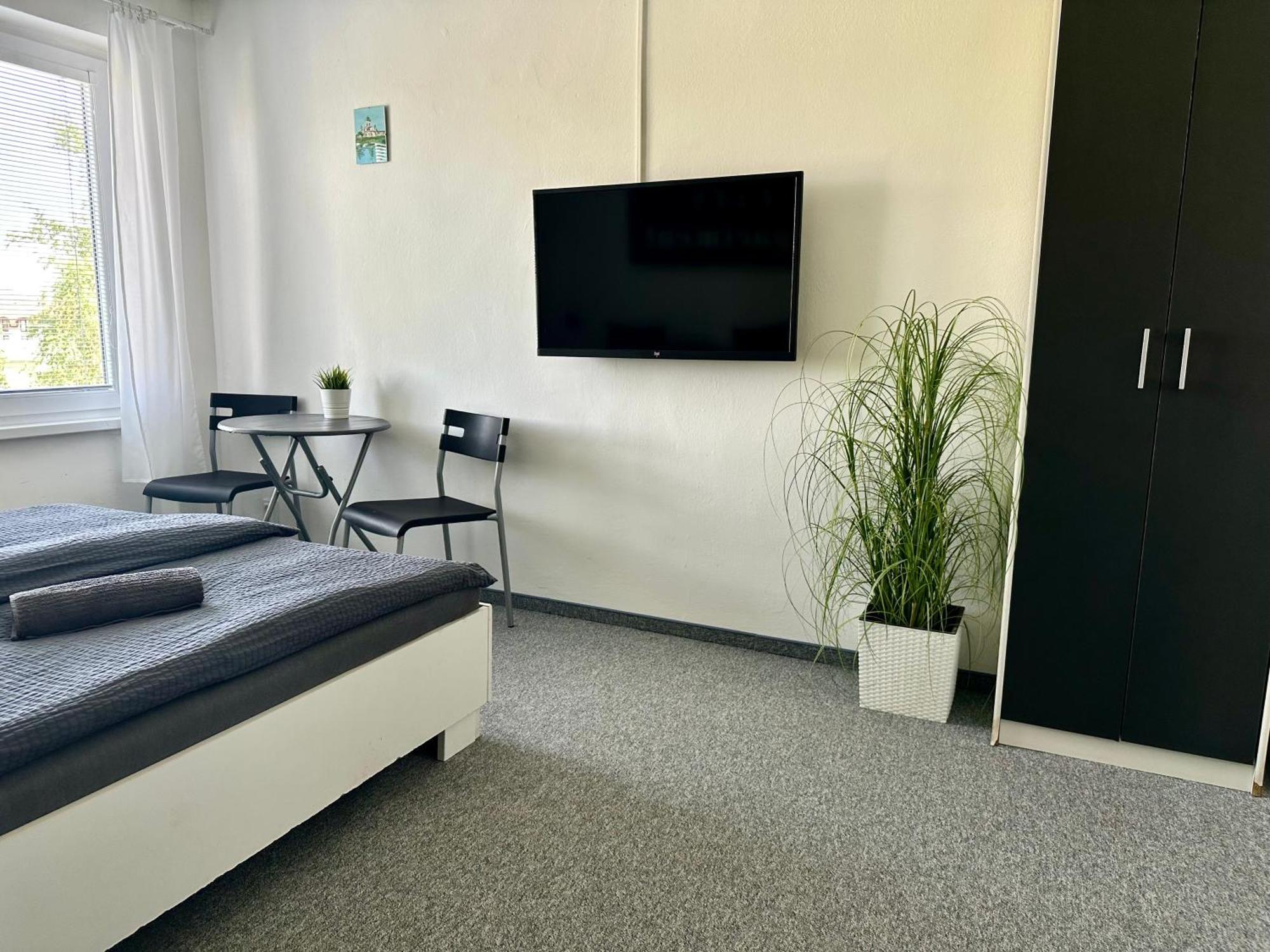 City Apartment Štúrovo Bagian luar foto